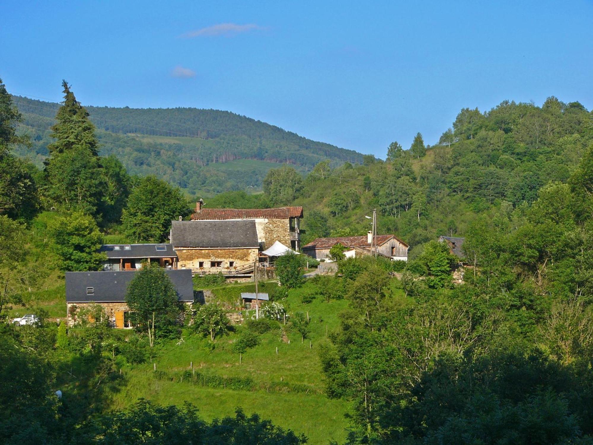 Bed and Breakfast L'Echappee Belle Lacourt Exterior foto
